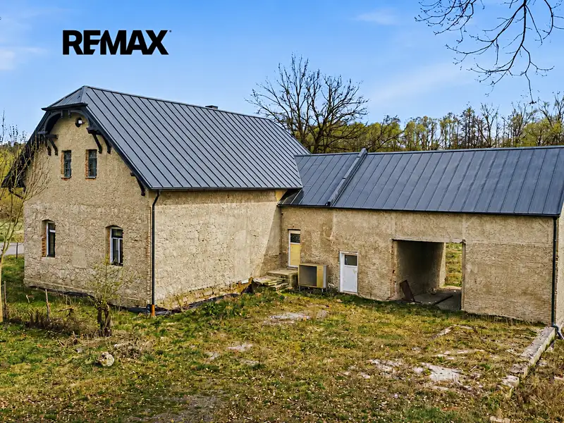 Prodej rodinného domu 280 m², pozemek 1036 m², Bor – náhled fotky 3