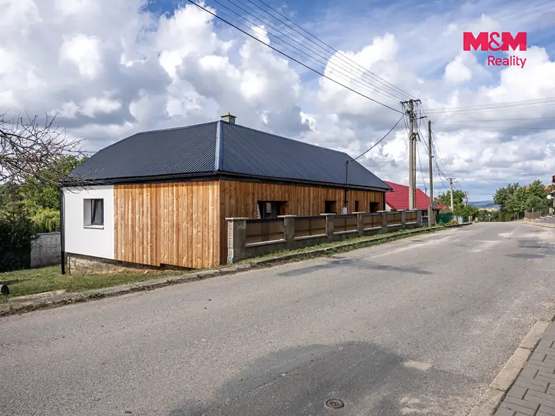 Prodej rodinného domu 182 m², pozemek 535 m², Bojkovice – náhled fotky 3