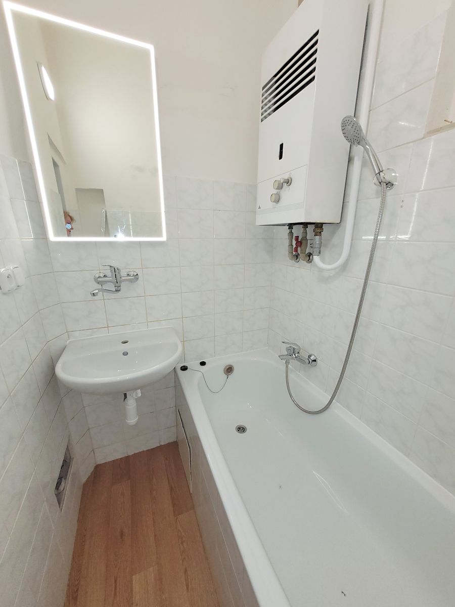 Pronájem bytu 2+kk 65 m² – fotografie 5