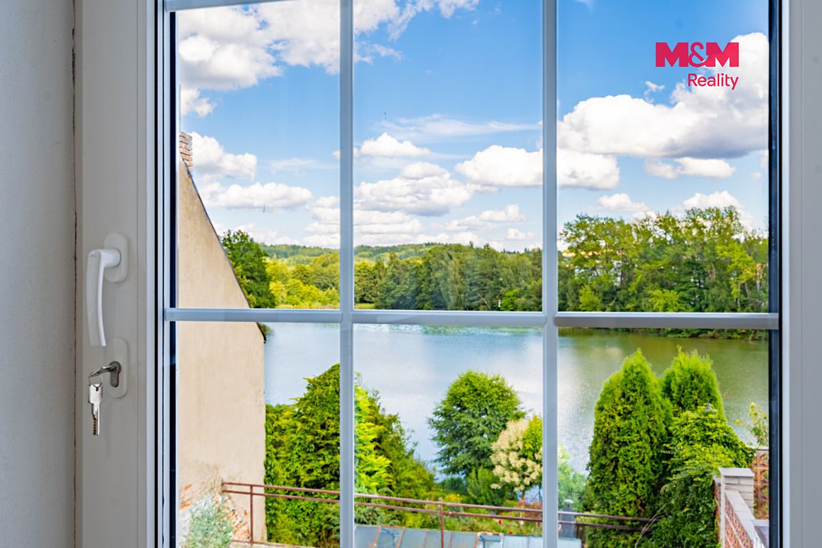 Pronájem obchodního prostoru 210 m² – fotografie 3