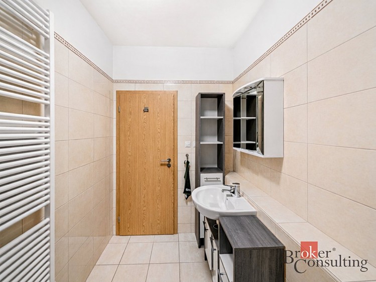 Pronájem bytu 3+kk, 78 m² (11 z 20)