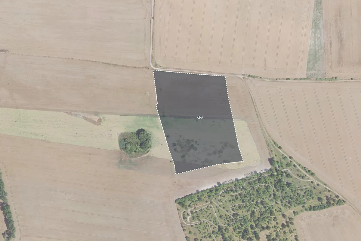 Prodej pole 7802 m²