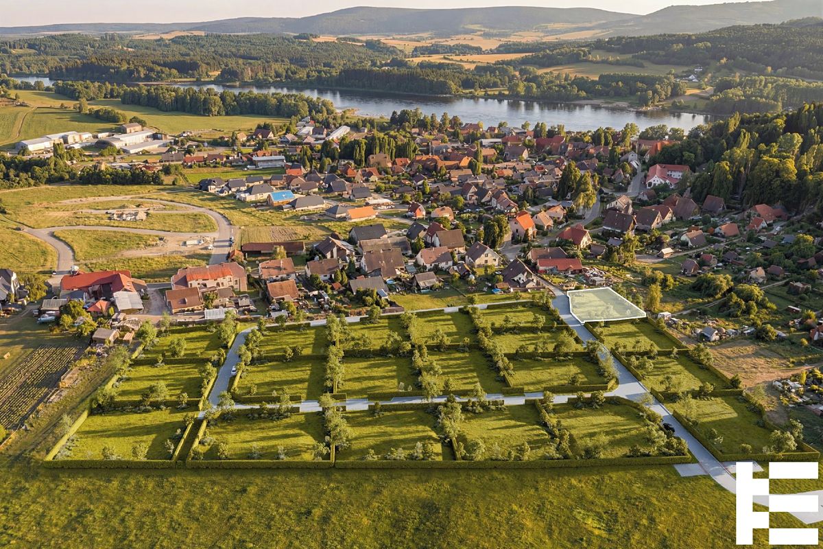 Prodej stavebního pozemku 837 m²