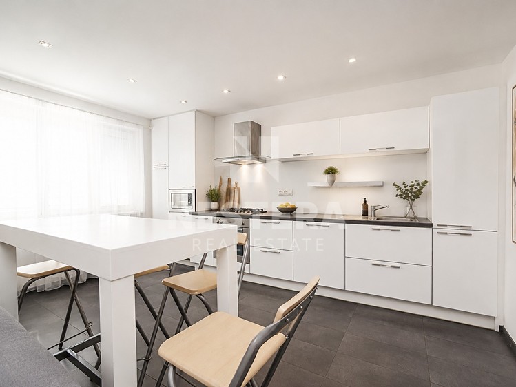 Квартира atypical на продаж, 66 м² (7 з 14)