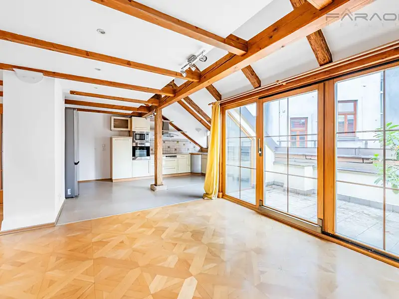 Pronájem bytu 4+kk 221 m², Praha – náhled fotky 2