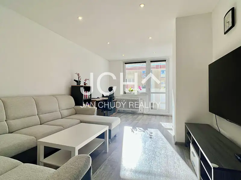 Prodej bytu 3+1 71 m², Hlubočky – náhled fotky 1