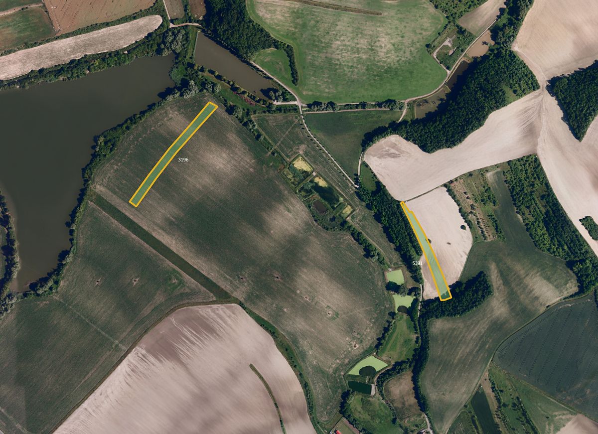 Prodej pole 13498 m²