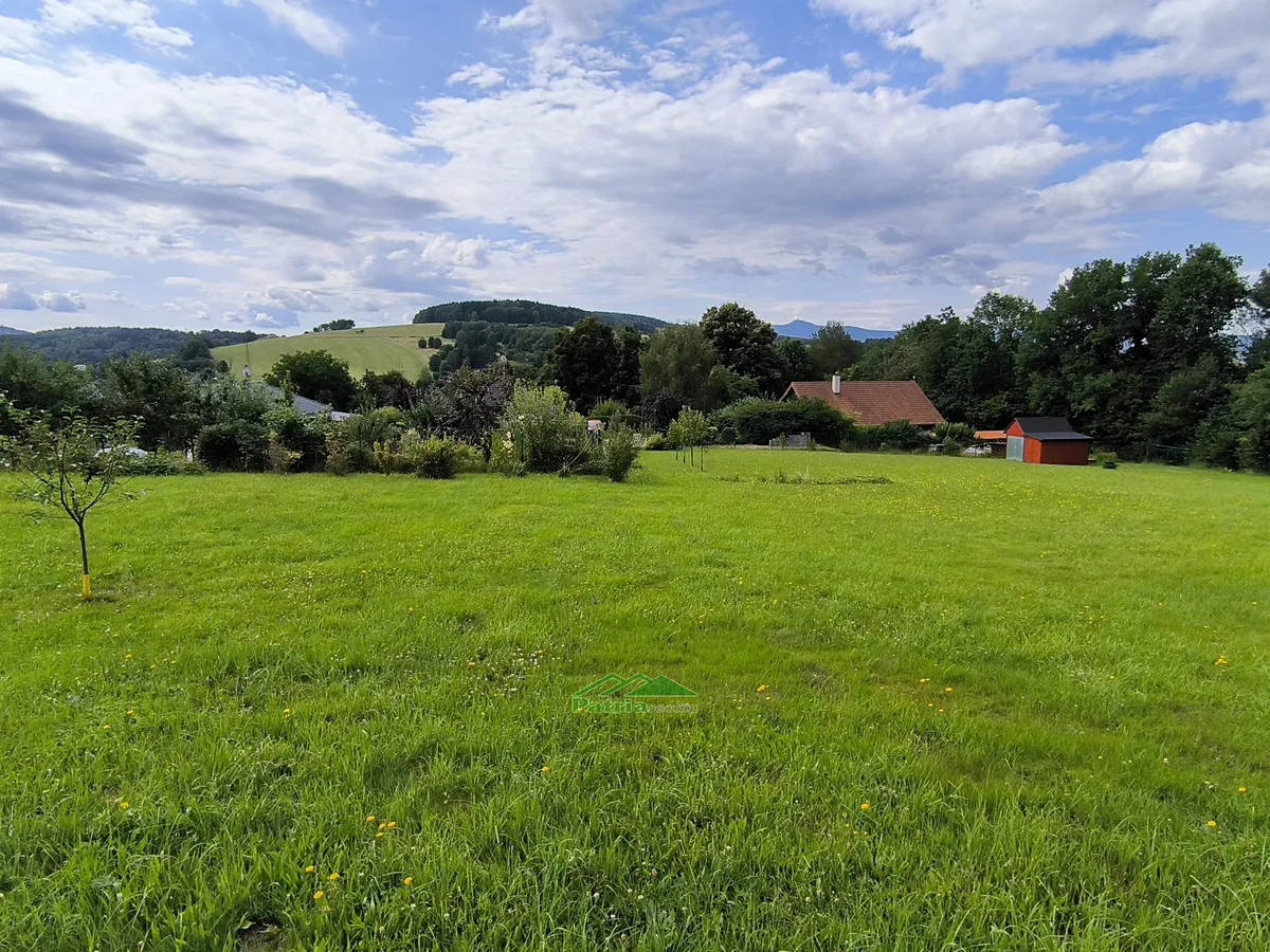 Prodej stavebního pozemku 3415 m²