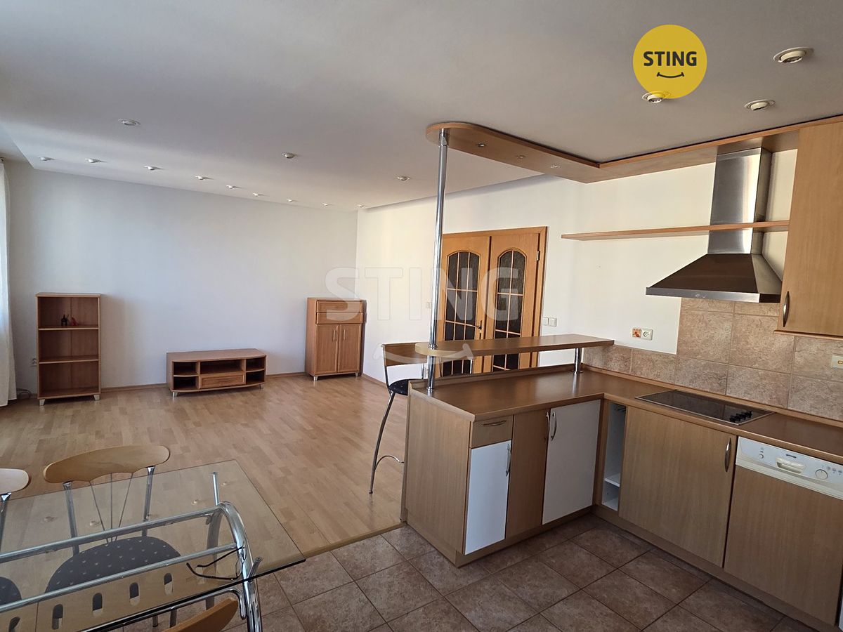 Pronájem bytu 2+kk 64 m²