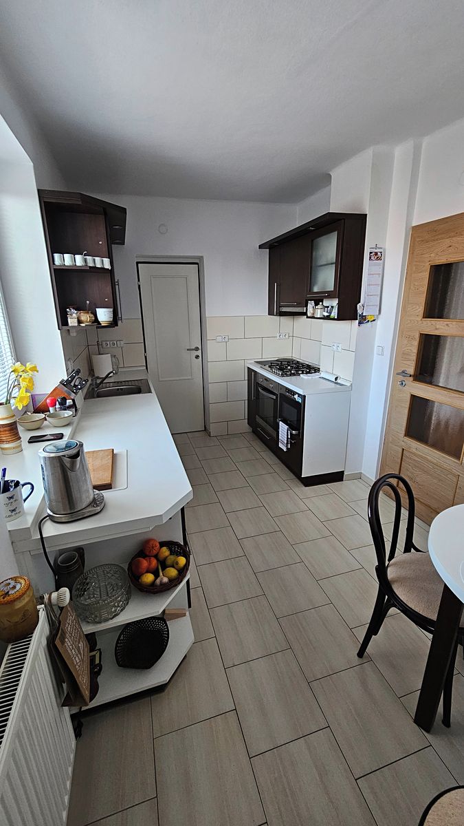 Prodej rodinného domu 197 m², pozemek 771 m² – fotografie 5