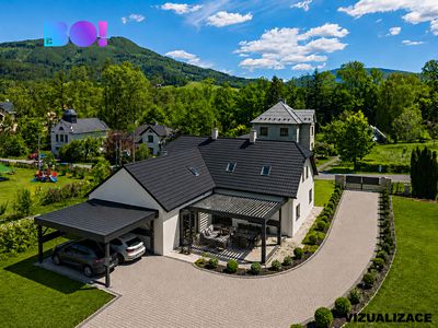 Prodej rodinného domu 250 m², pozemek 2200 m²