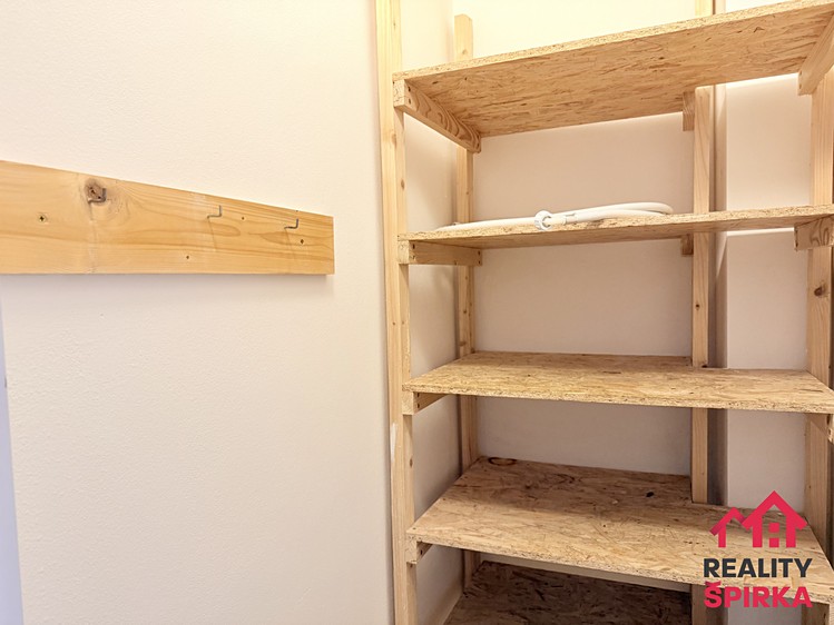 Pronájem bytu 2+kk, 59 m² (11 z 13)