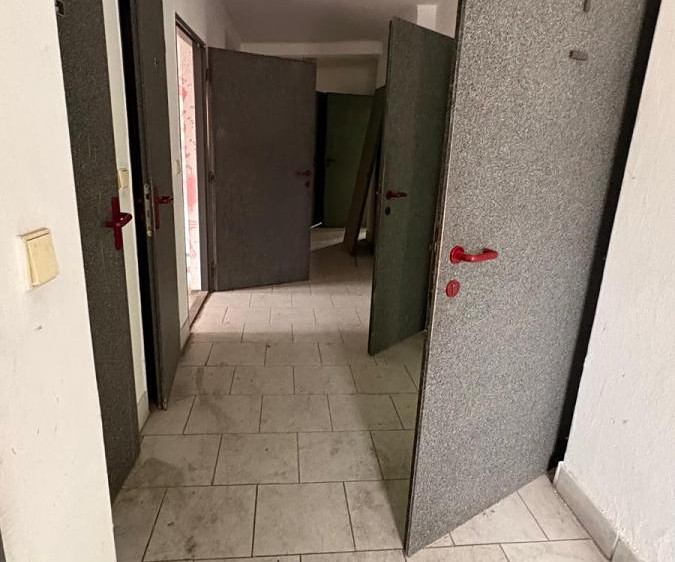 Комерційне приміщення на продаж, 300 м² (16 з 21)
