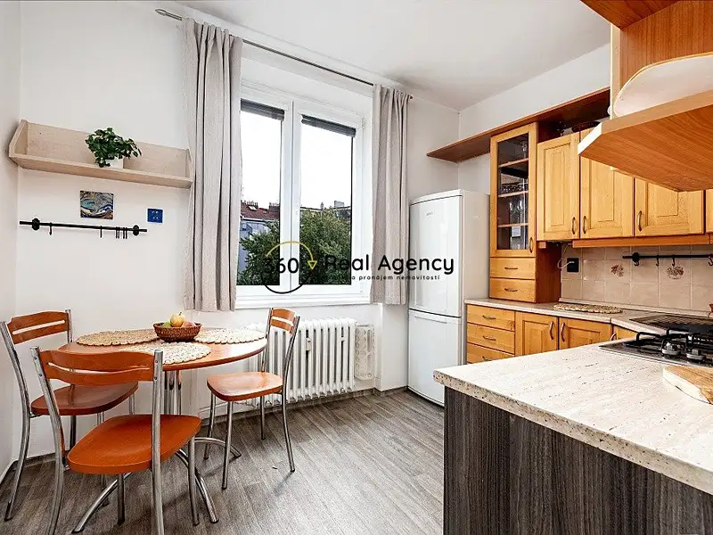 Prodej bytu 2+1 62 m², Praha – náhled fotky 2