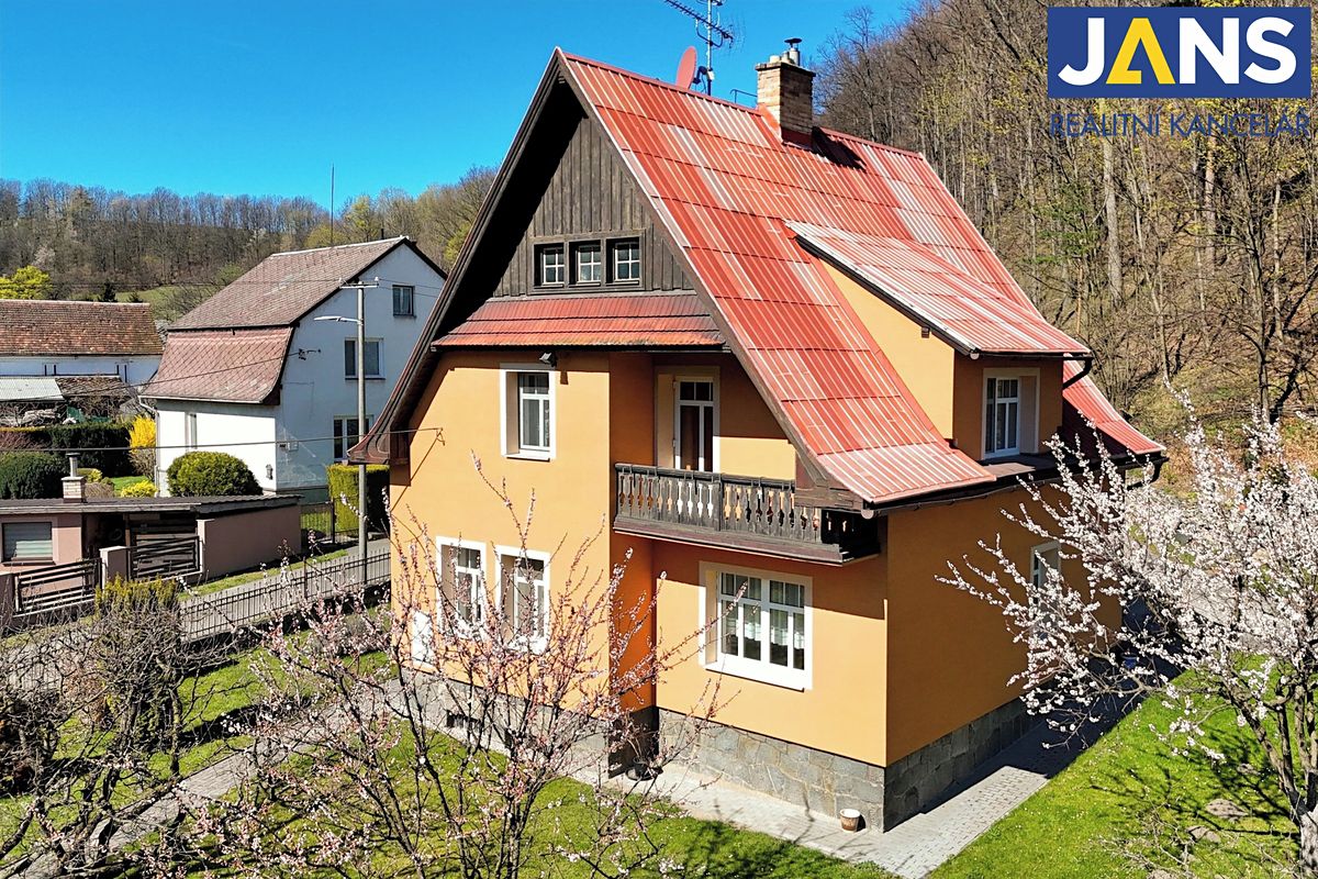 Prodej rodinného domu 117 m², pozemek 1093 m², Javorník – fotka 1 z 3