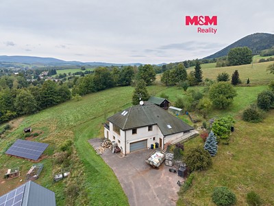 Prodej  rodinného domu 226 m², pozemek 8 736 m²
