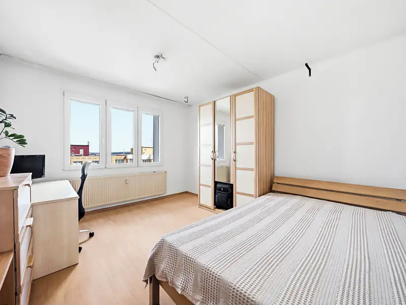 Pronájem bytu 3+1 78 m², Plzeň – náhled fotky 2