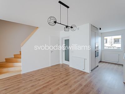 Pronájem rodinného domu 114 m², pozemek 137 m²