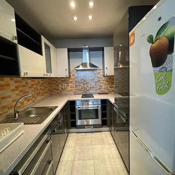Pronájem bytu 2+kk 45 m², Praha – náhled fotky 2