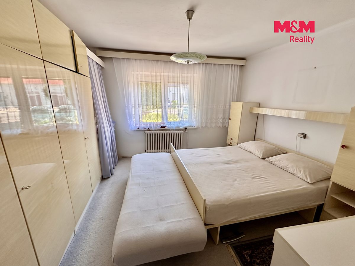Prodej rodinného domu 129 m², pozemek 810 m² – fotografie 4