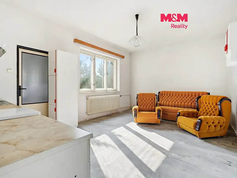 Prodej rodinného domu 150 m², pozemek 979 m², Dvůr Králové nad Labem – náhled fotky 1