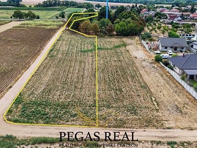 Prodej stavebního pozemku 3390 m²