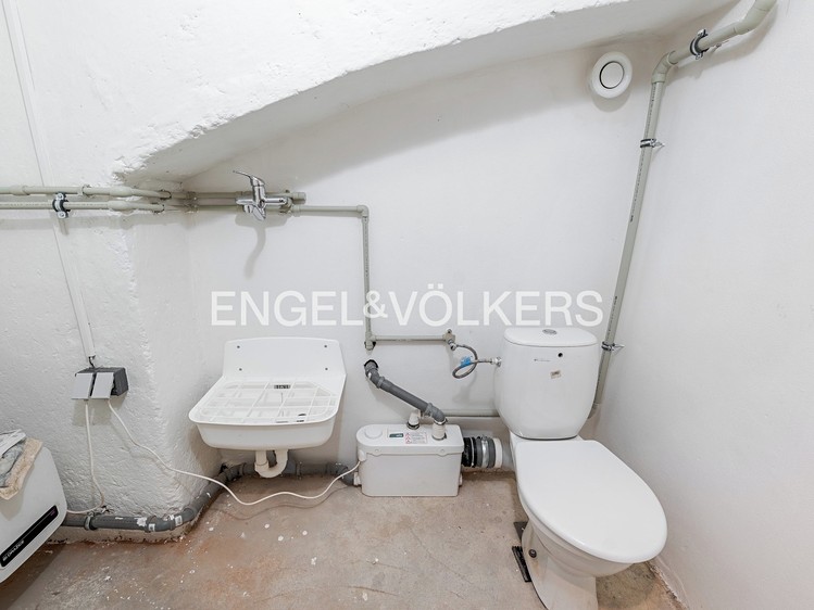 Pronájem komerčního prostoru, 80 m² (8 z 8)
