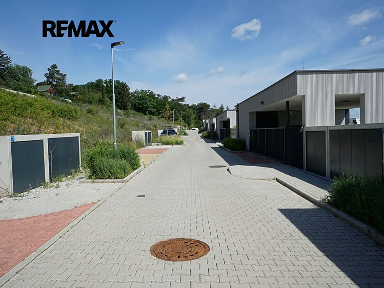 Prodej pozemku, 721 m² (11 z 15)