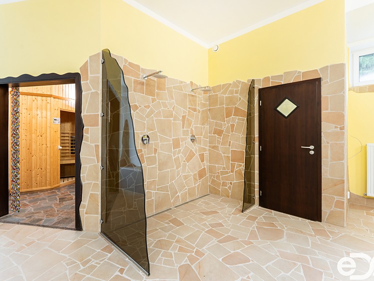 Комерційне приміщення на продаж, 2 930 м² (18 з 60)