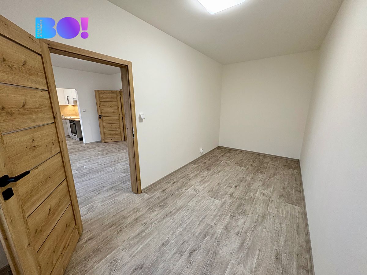 Pronájem bytu 2+1 43 m² – fotografie 5