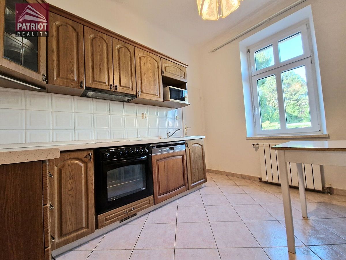 Pronájem bytu 2+1 68 m² – fotografie 3