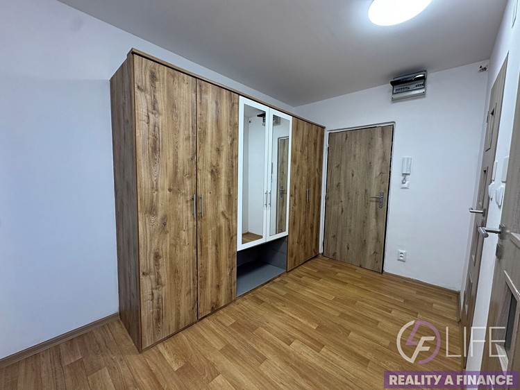 Квартира 2+1 в оренду, 56 м² (7 з 11)