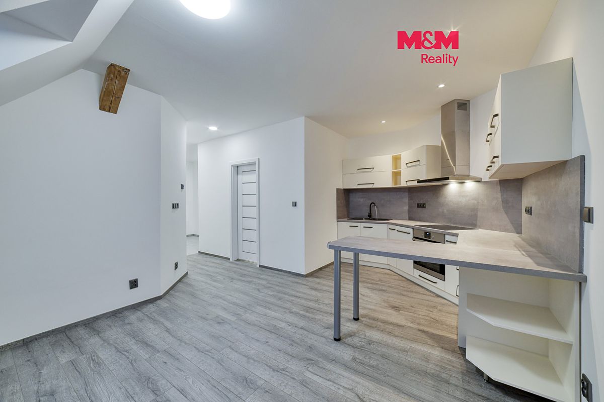 Pronájem bytu 2+kk 52 m²