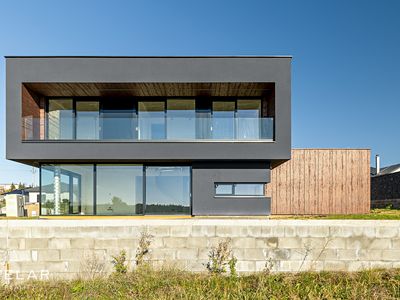 Prodej rodinného domu 251 m², pozemek 796 m²