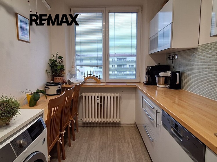 Pronájem bytu 3+1, 62 m² (4 z 50)
