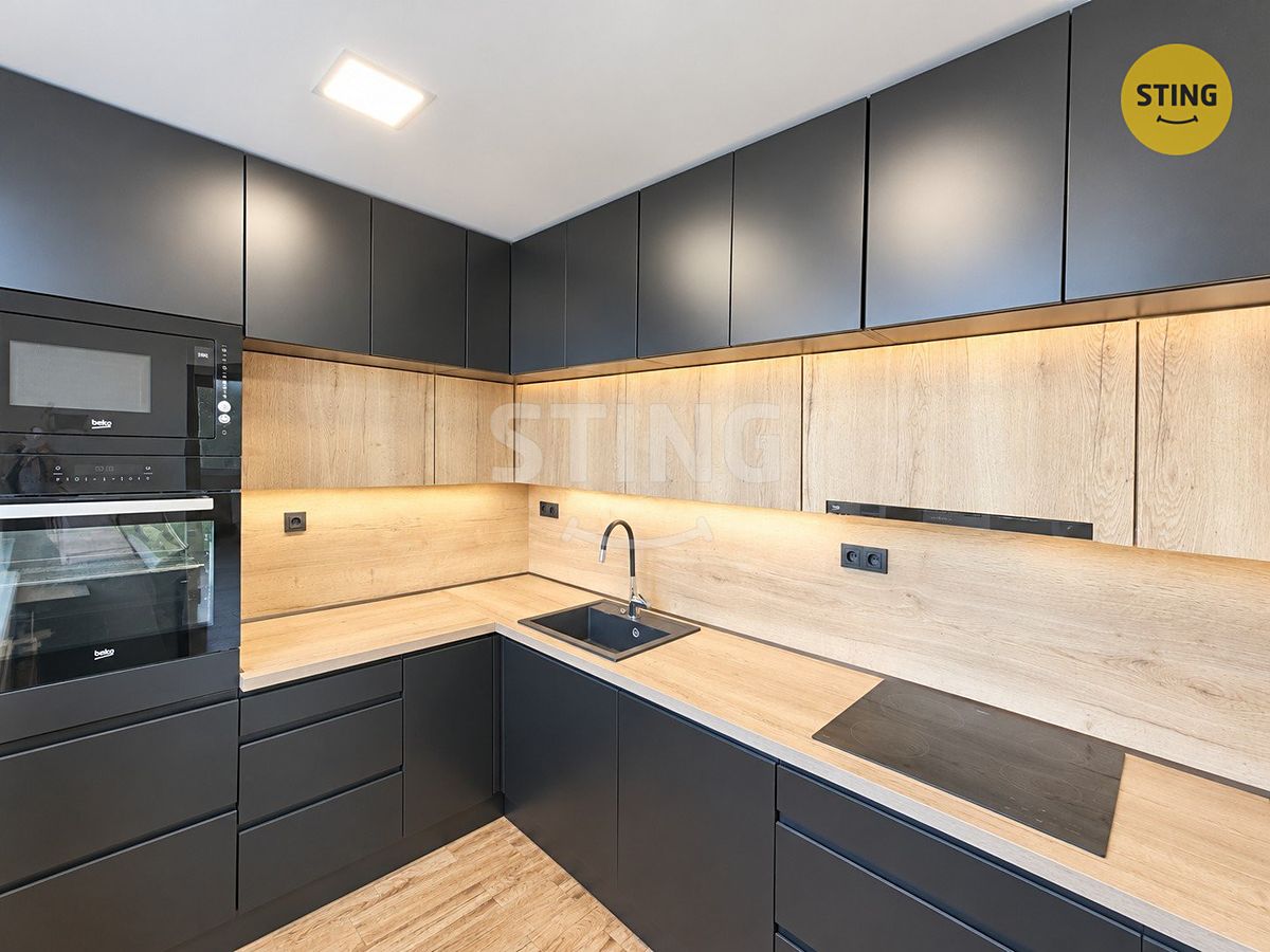 Pronájem bytu 3+1 74 m² – fotografie 2