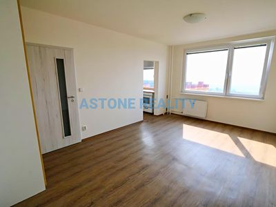 Pronájem bytu 1+kk 30 m²