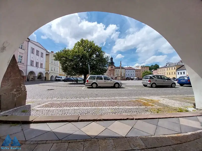Pronájem obchodního prostoru 22 m², Hostinné – náhled fotky 2