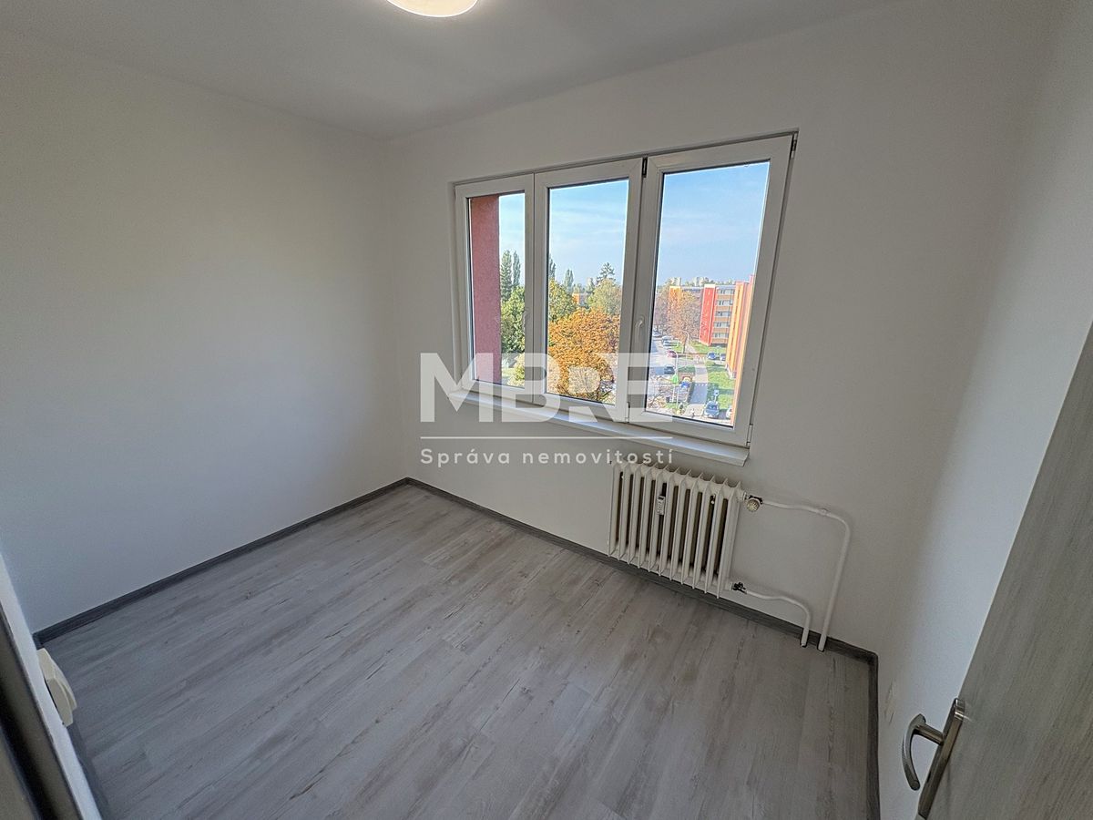 Pronájem bytu 3+1 57 m² – fotografie 3
