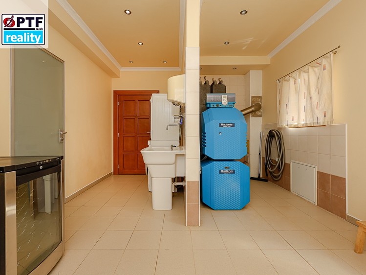 Будинок на продаж, 277 м² (14 з 31)