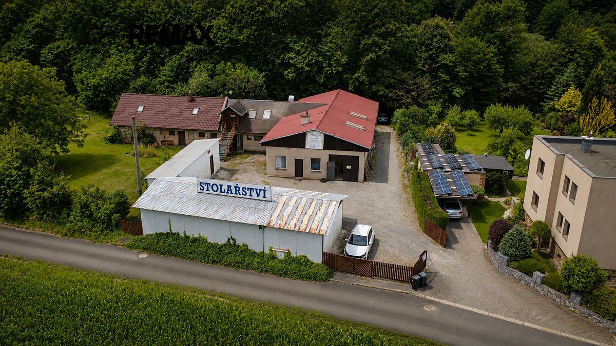 Pronájem výrobní haly, prostoru 369 m²
