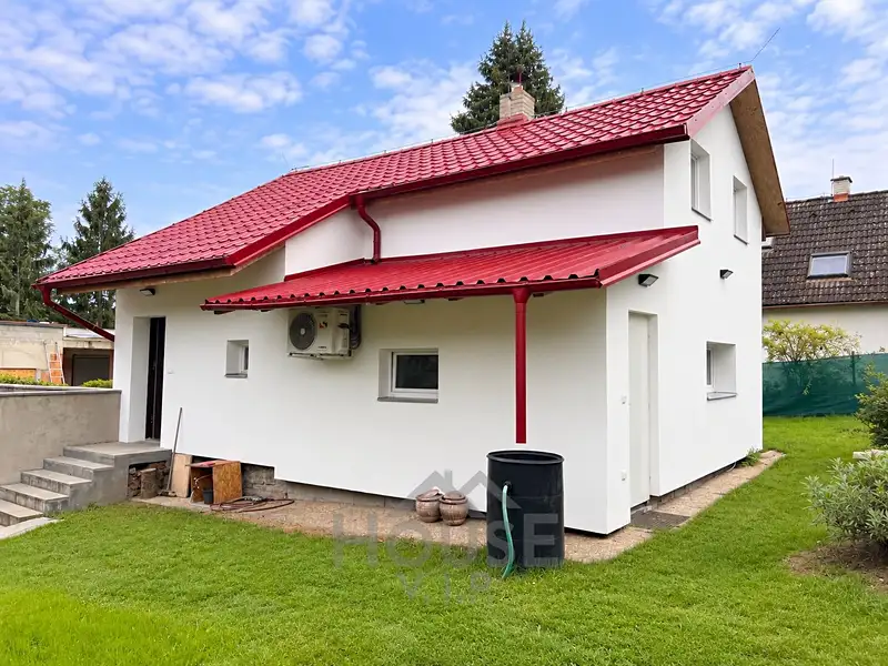 Prodej rodinného domu 95 m², pozemek 421 m², Praha – náhled fotky 2