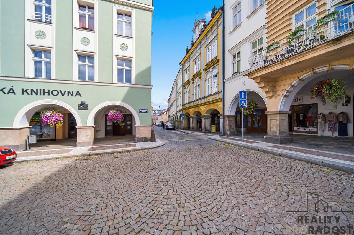 Pronájem kanceláře 157 m² – fotografie 3