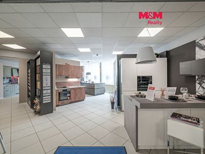Pronájem obchodního prostoru 117 m²