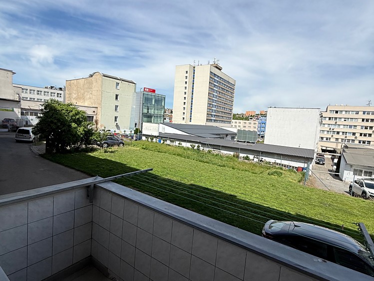 Квартира 4+kk в оренду, 72 м² (17 з 18)