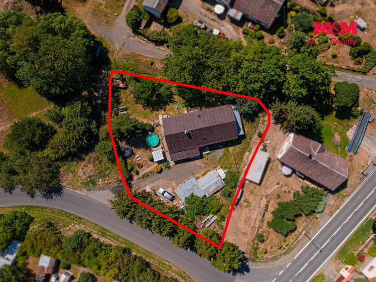Haus zum Kauf, 200 m² (2 von 30)