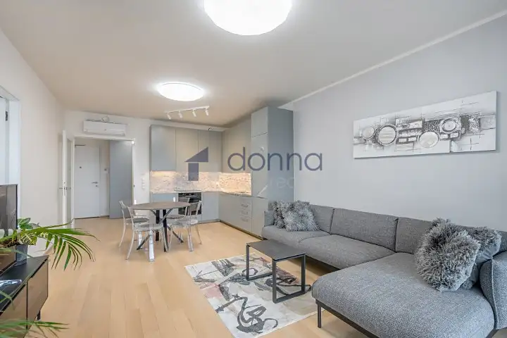 Pronájem bytu 2+kk 60 m², Praha – náhled fotky 2