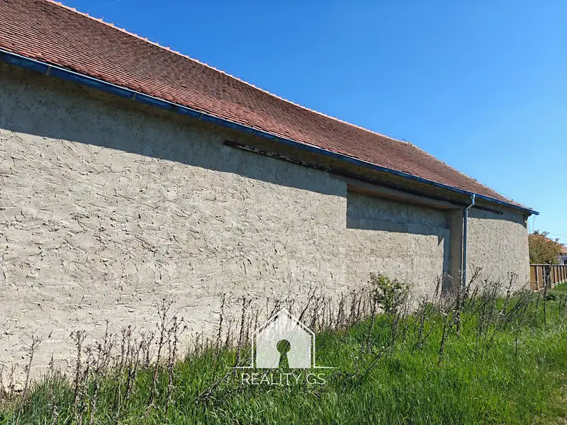Prodej stavebního pozemku 1419 m², Postoloprty – náhled fotky 2