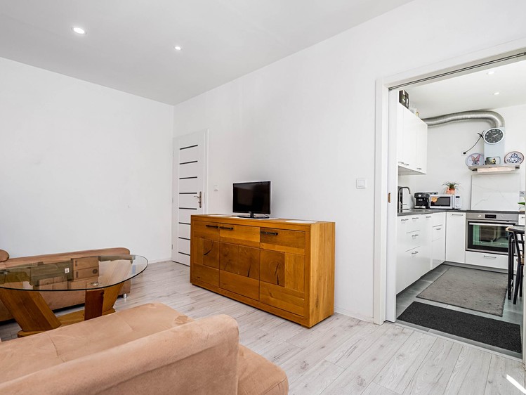 Prodej bytu 2+1, 57 m² (1 z 13)