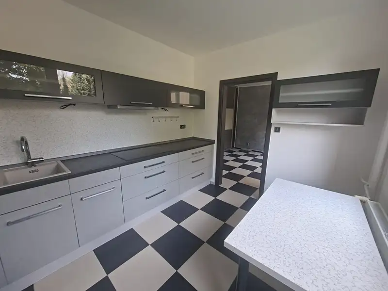 Prodej bytu 3+1 71 m², Uherské Hradiště – náhled fotky 2